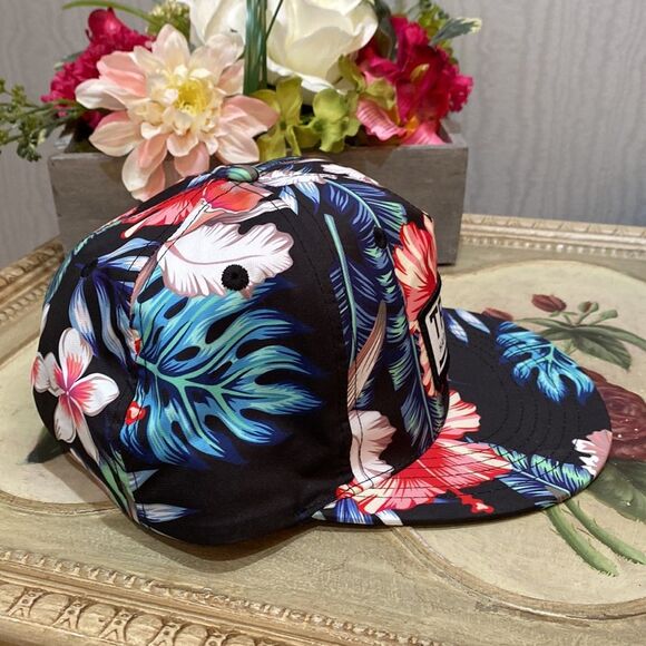 Truly Hard Seltzer Tropical Dark Floral Snap Back Ball Cap Hat Unisex Summer - Picture 2 of 9